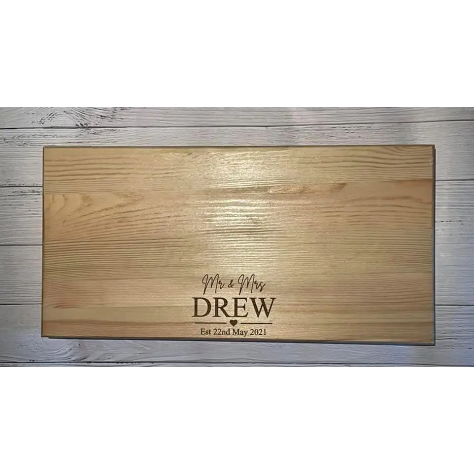 Mr and Mrs engraved Chopping board - Wedding