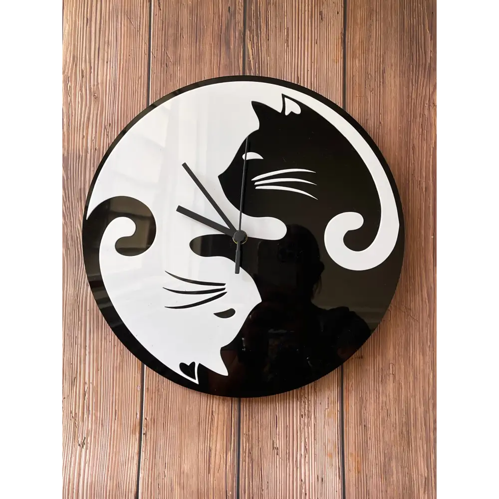 Yin and Yang cat clock - All Products